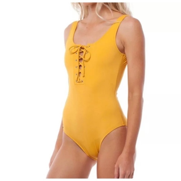 NWT RHYTHM Sunchaser One-Piece Swimsuit - Picture 1 of 1